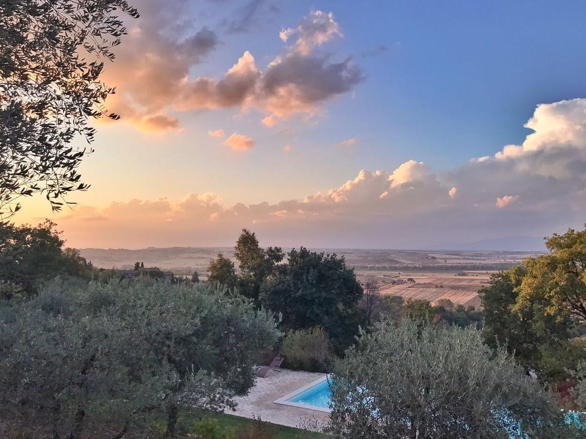 Fonte Pace Luxury Villa - A Fontanaro Property Paciano Eksteriør billede